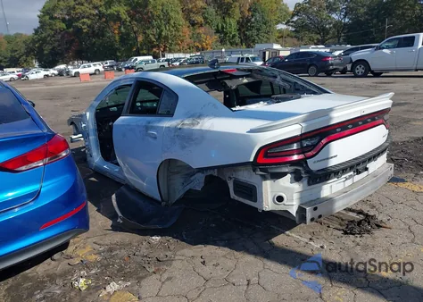 2015 Dodge Charger Srt Hellcat z USA, uszkodzony, nr VIN 2C3CDXL9XFH787696